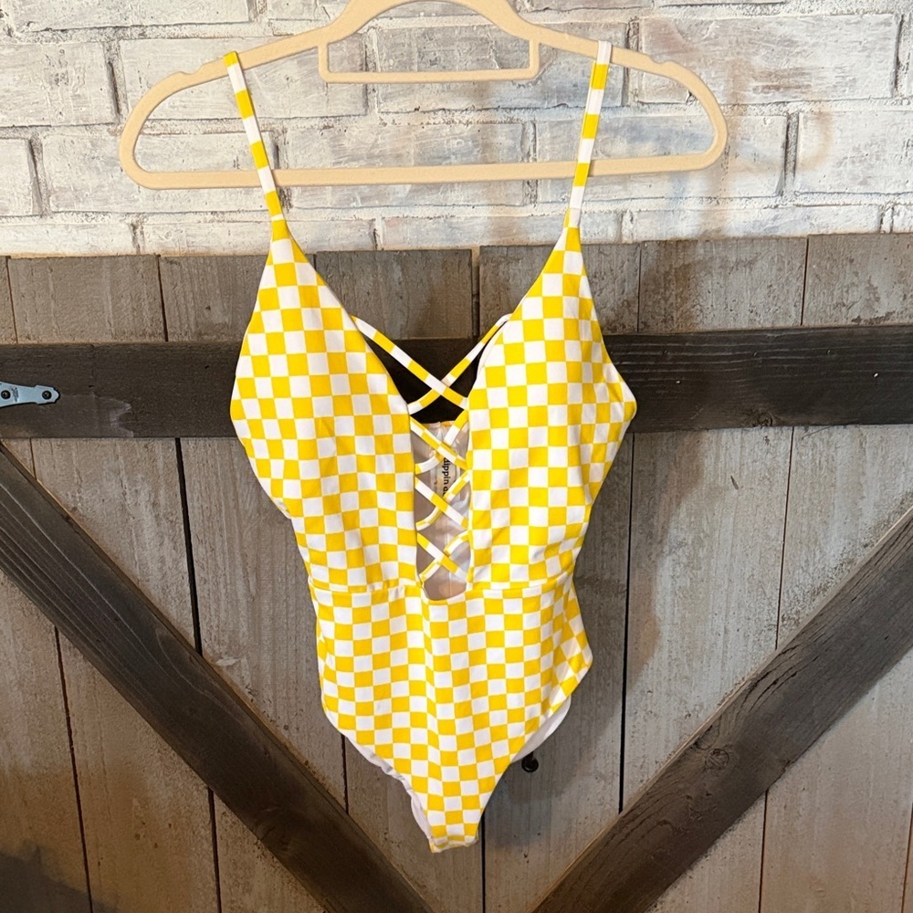 🤗🤗🤗BOGOHO🤗🤗🤗Dippin Daisys Yellow Checkered One Piece Swimsuit-Size Large
